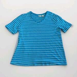 Chico's Women's TShirt Size 2 Large Blue Striped Vneck Thick Knit Tee Top EUC
